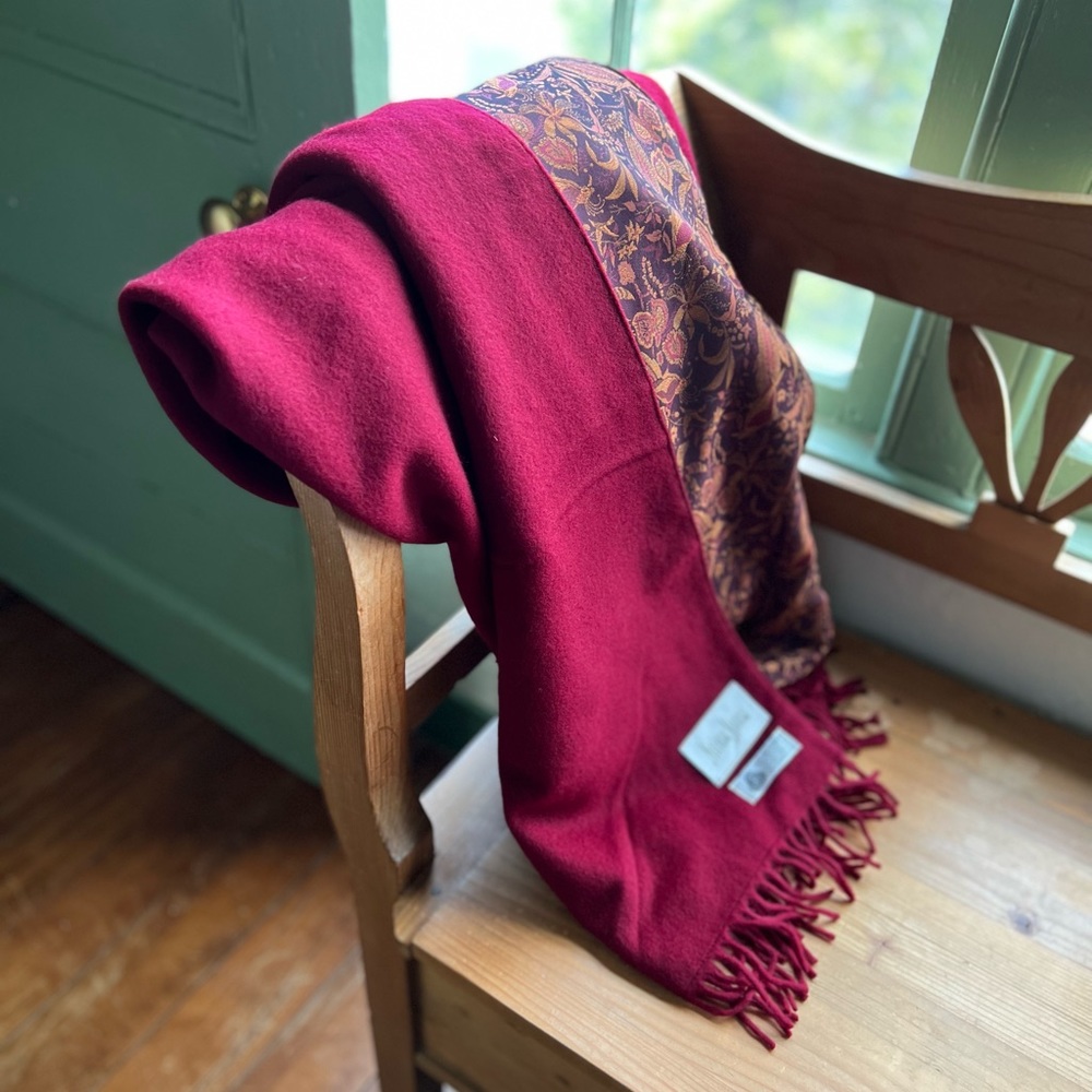 Neiman Marcus Silk Brocade and Pure New Wool Fringed Throw